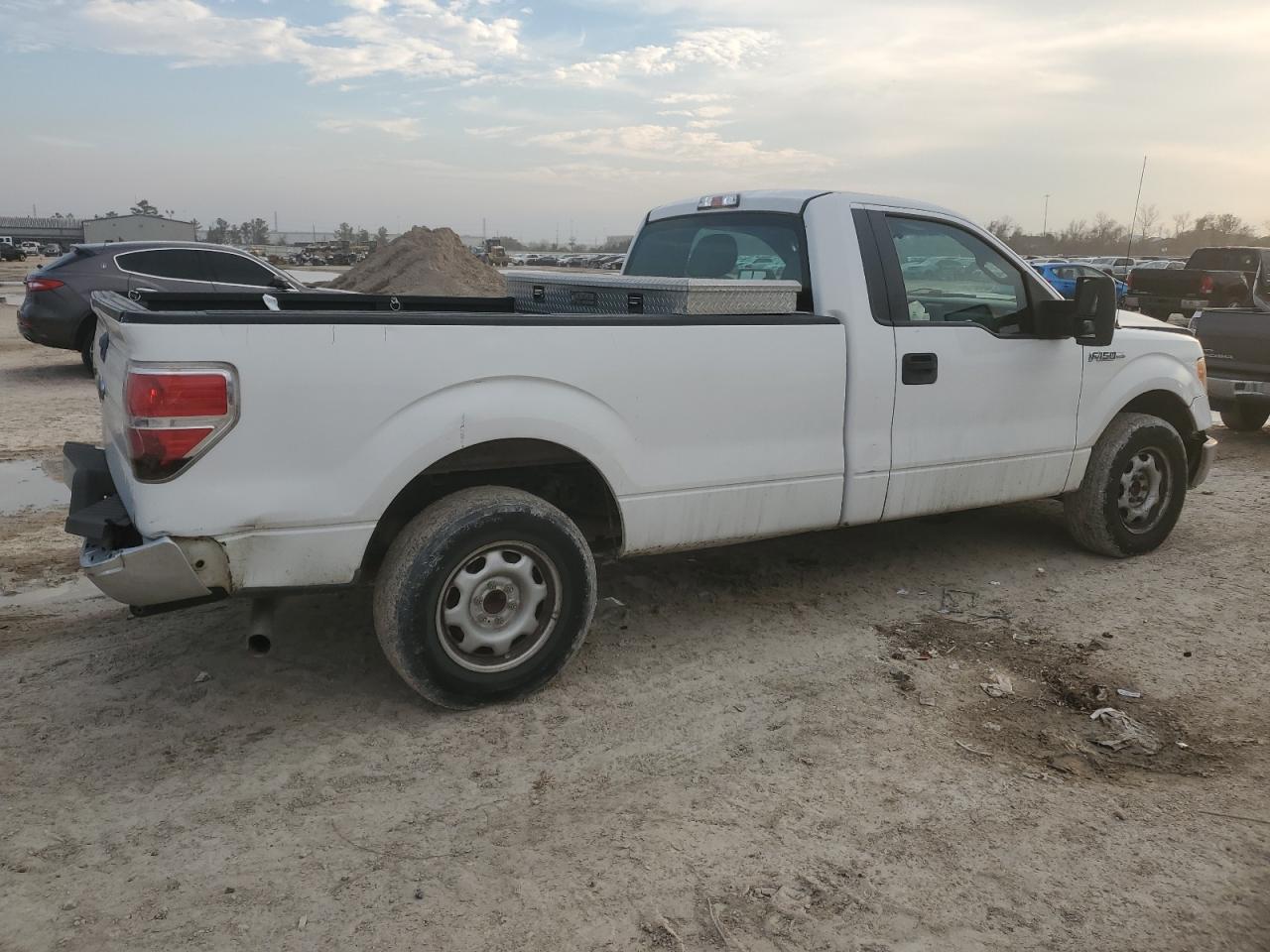 2014 Ford F-150 - Image 3