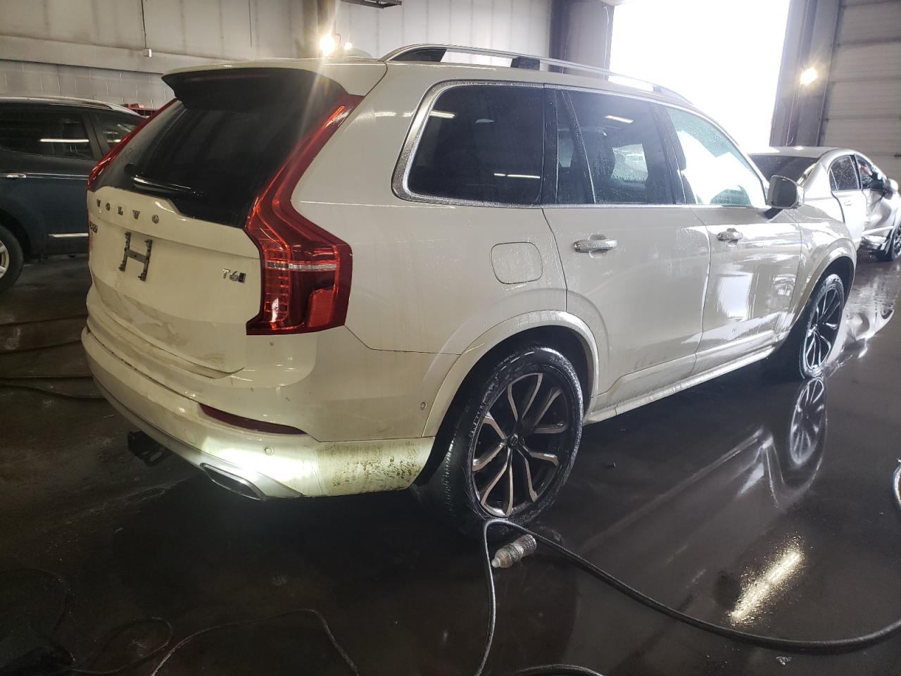 2019 Volvo XC90 - Image 3