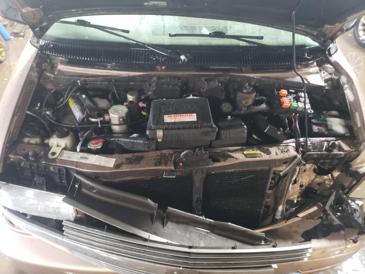 2000 Chevrolet Astro - Image 12