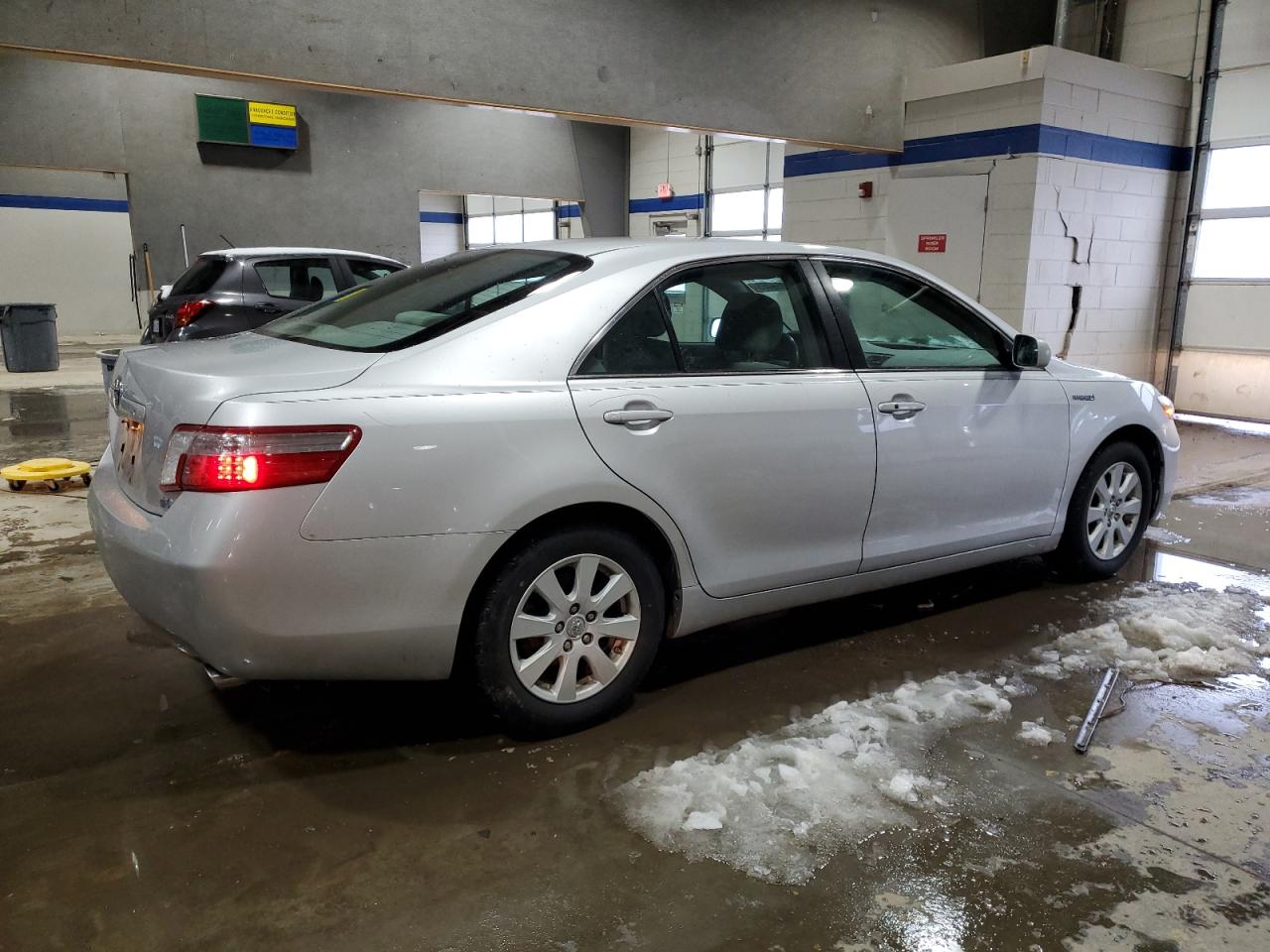 2009 Toyota Camry - Image 3
