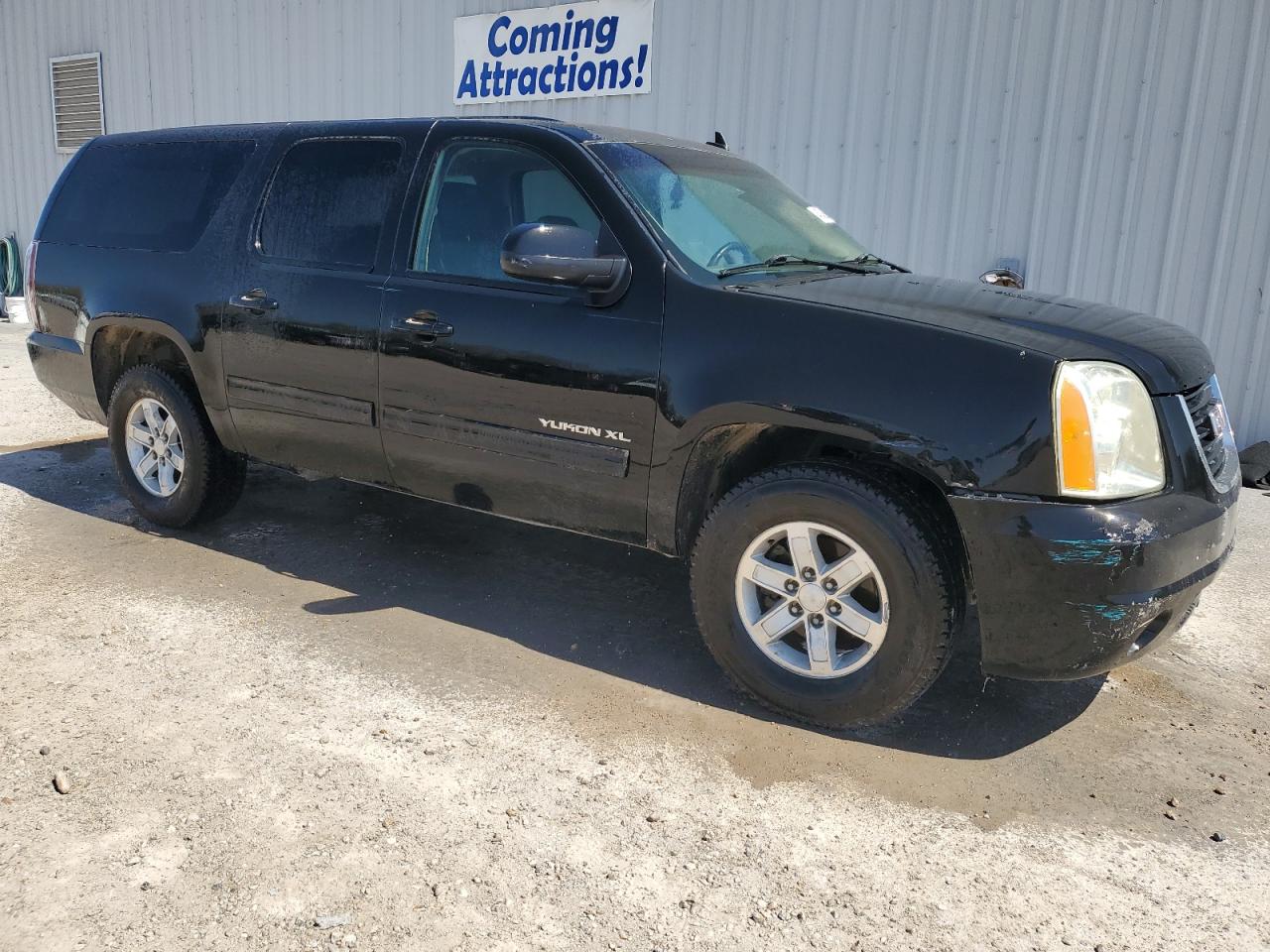 2010 GMC Yukon - Image 4