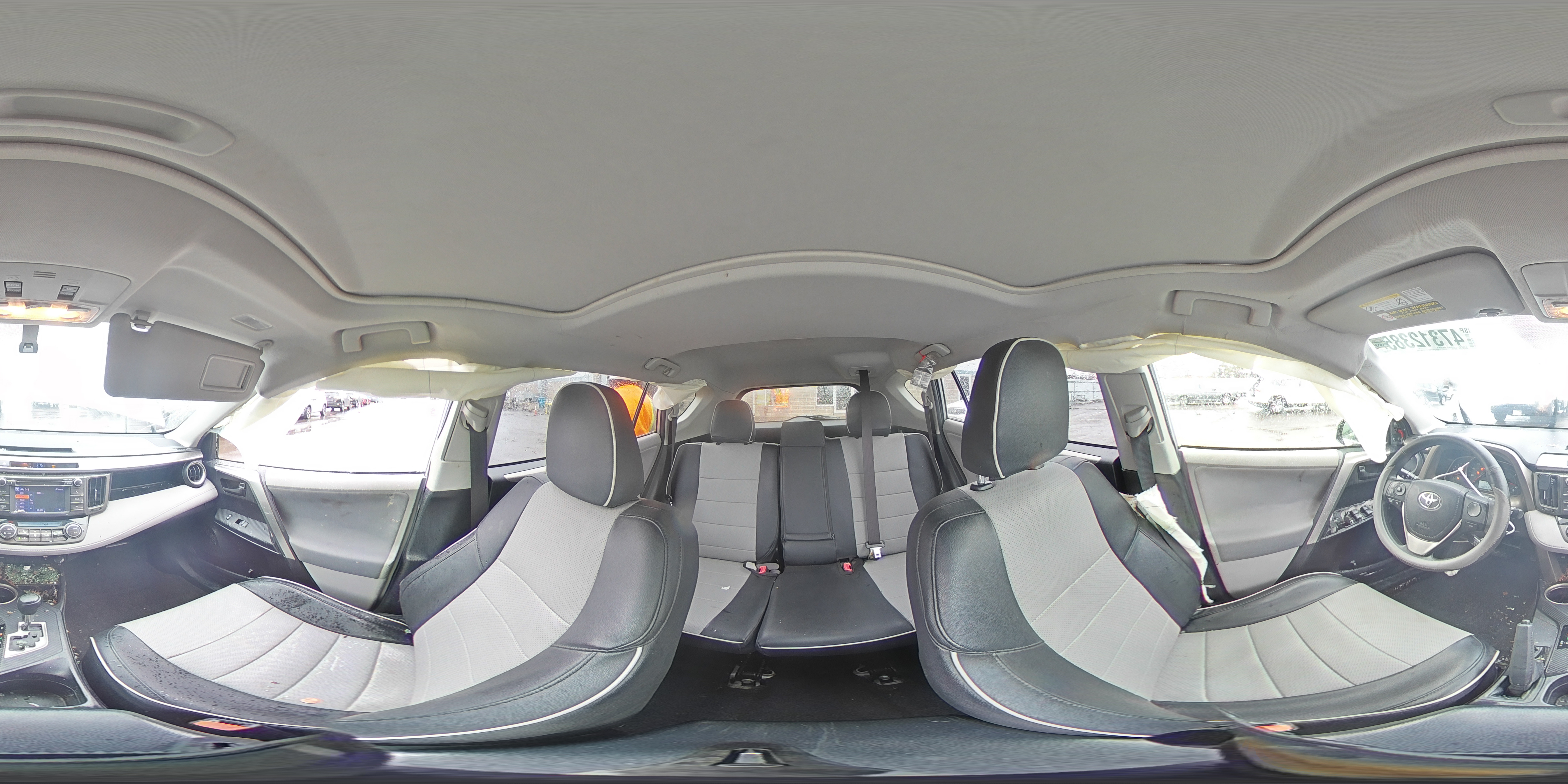 2013 Toyota RAV 4 - Image 13