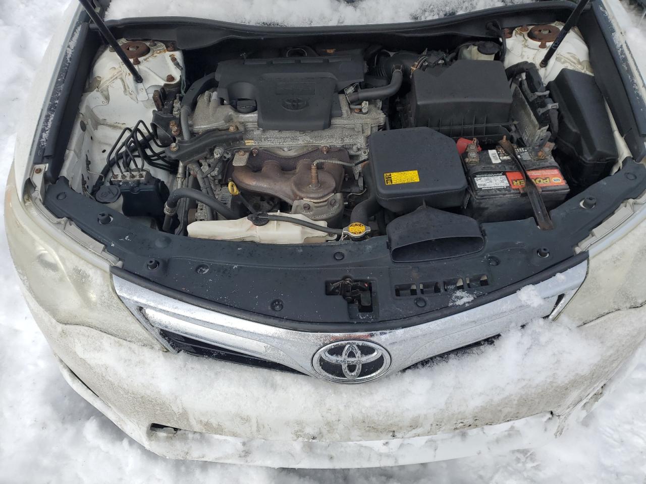 2012 Toyota Camry - Image 11