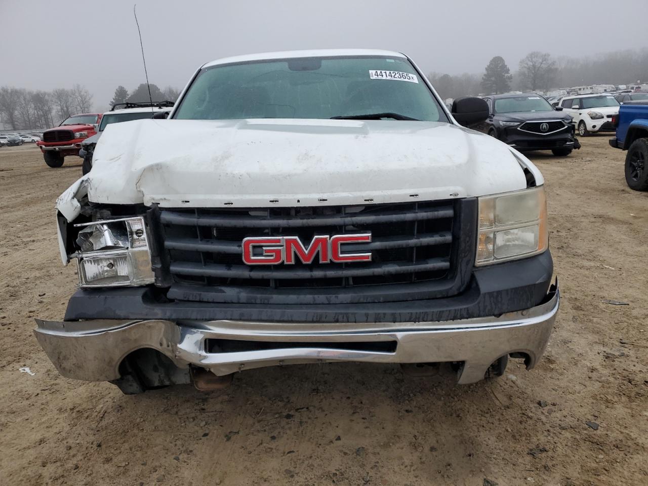2011 GMC Sierra - Image 5
