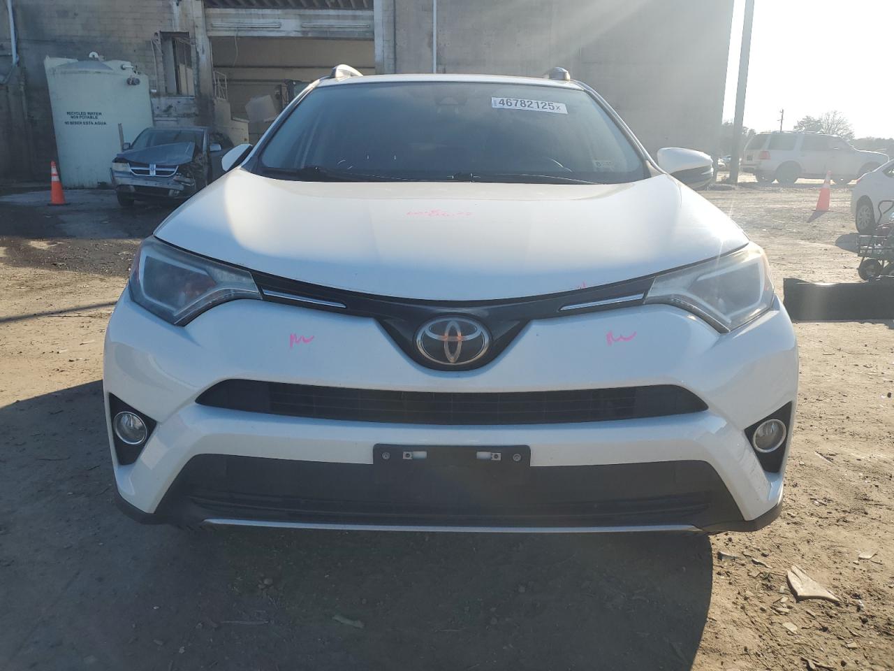 2017 Toyota RAV 4 - Image 5