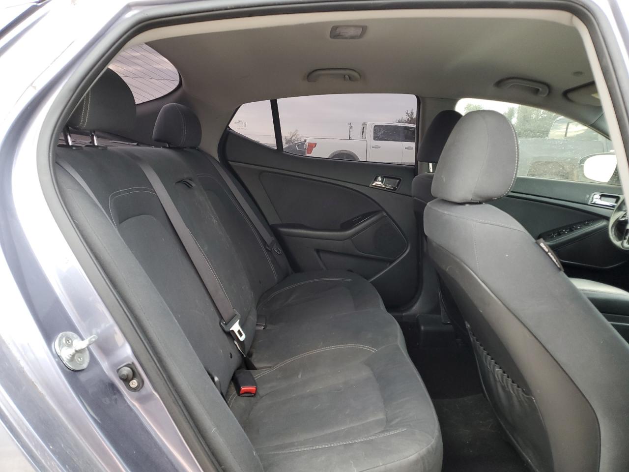 2012 Kia Optima - Image 11