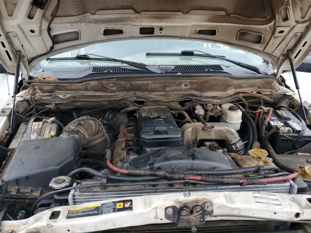 2004 Dodge RAM - Image 11