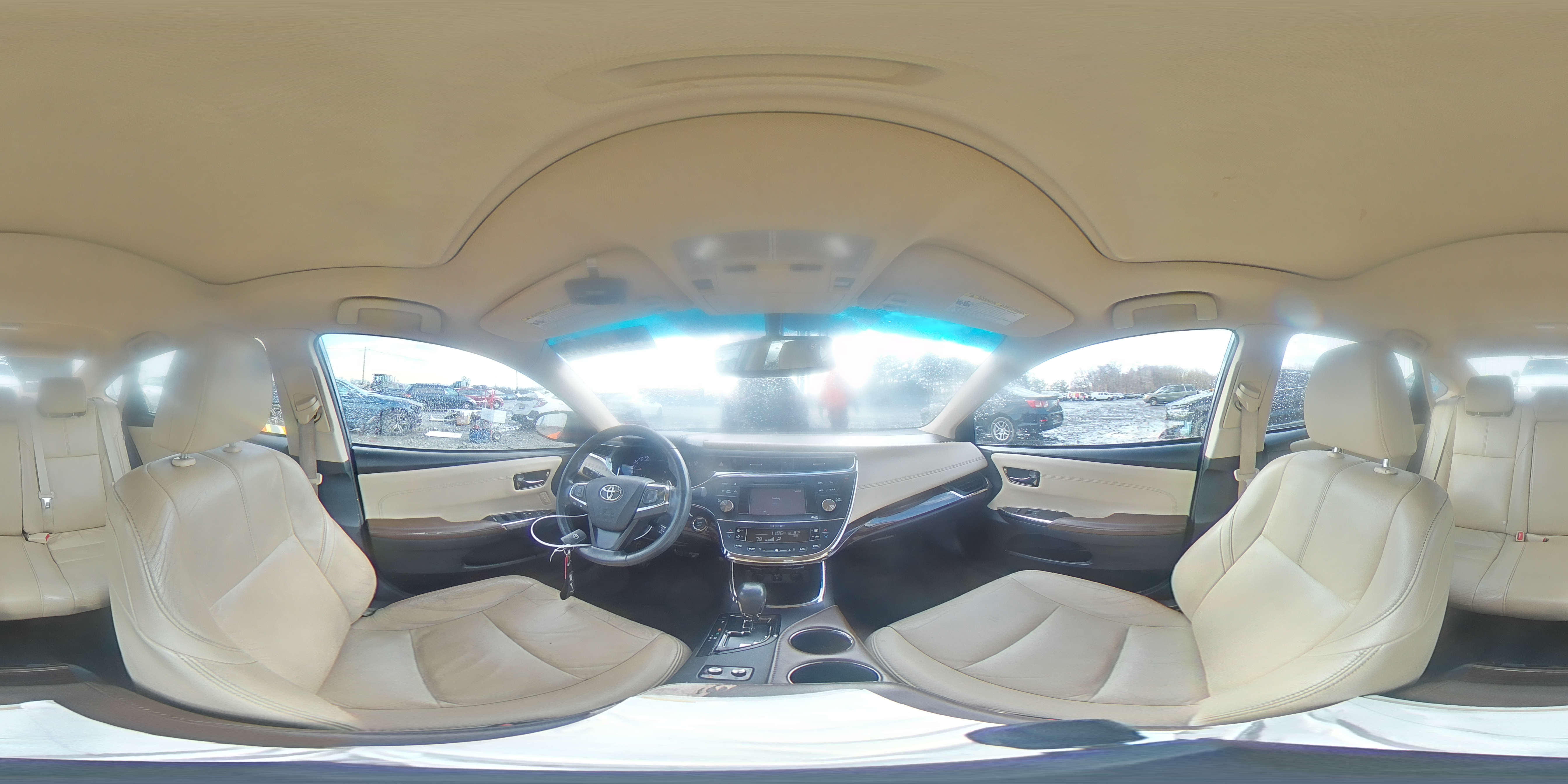 2013 Toyota Avalon - Image 14