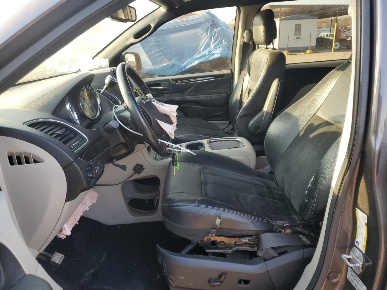 2017 Dodge Caravan - Image 7