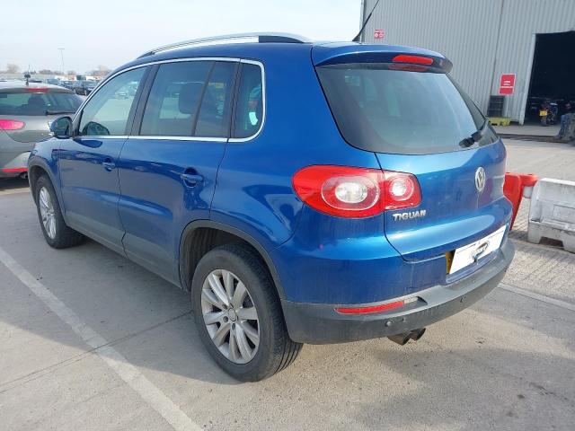 2009 VOLKSWAGEN TIGUAN SE