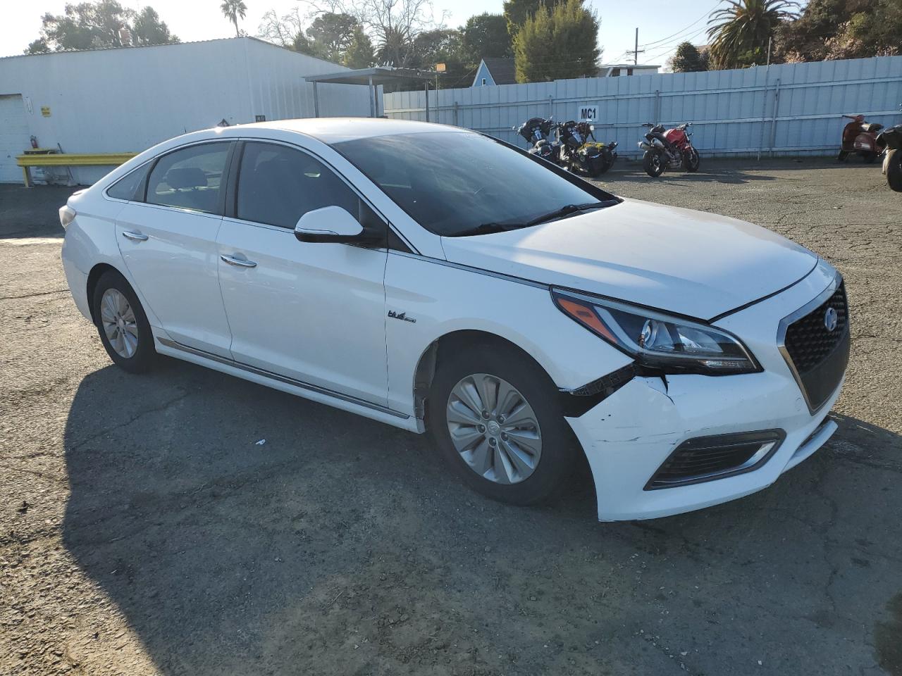 2017 Hyundai Sonata - Image 4