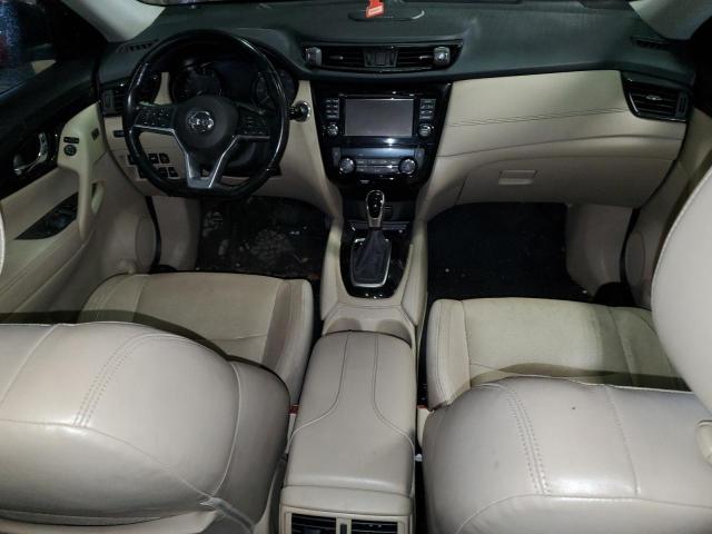  NISSAN ROGUE 2017 Красный