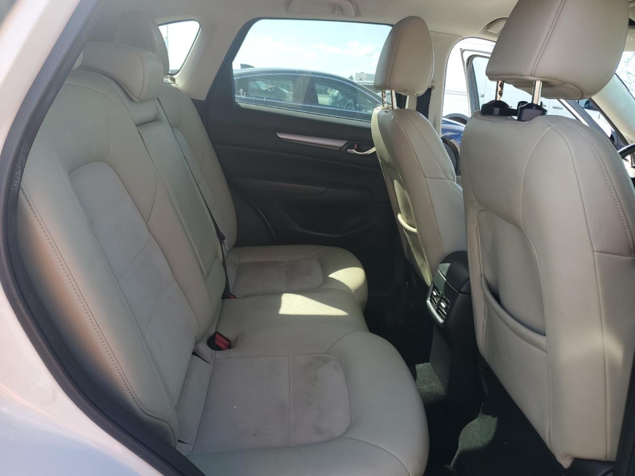 2017 Mazda CX-5 - Image 12