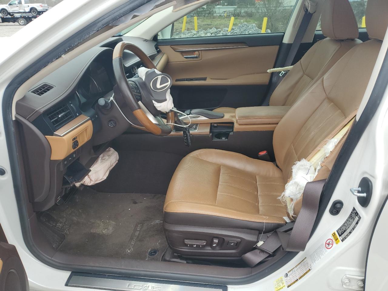 2018 Lexus ES - Image 7