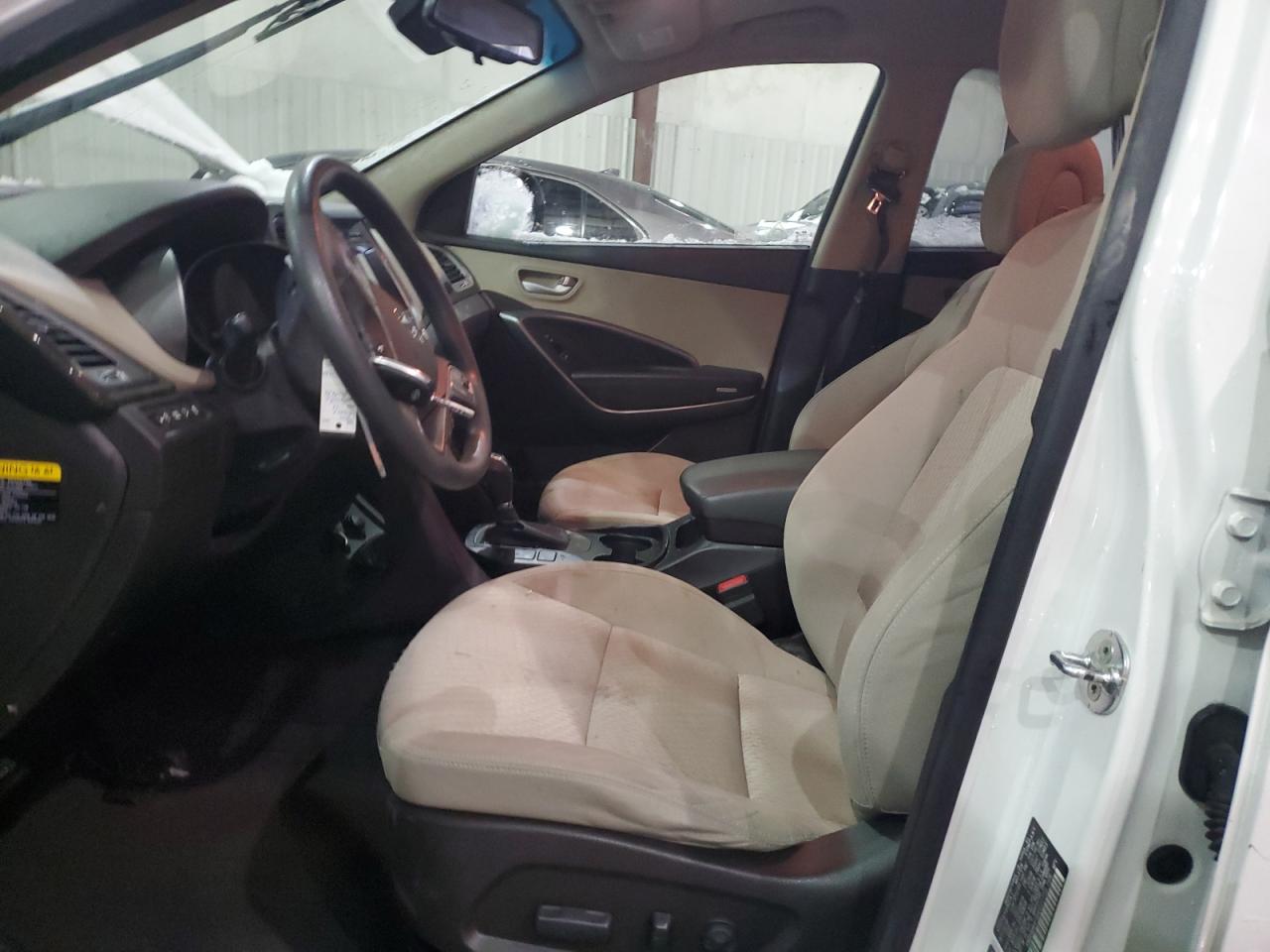 2017 Hyundai Santa Fe - Image 7