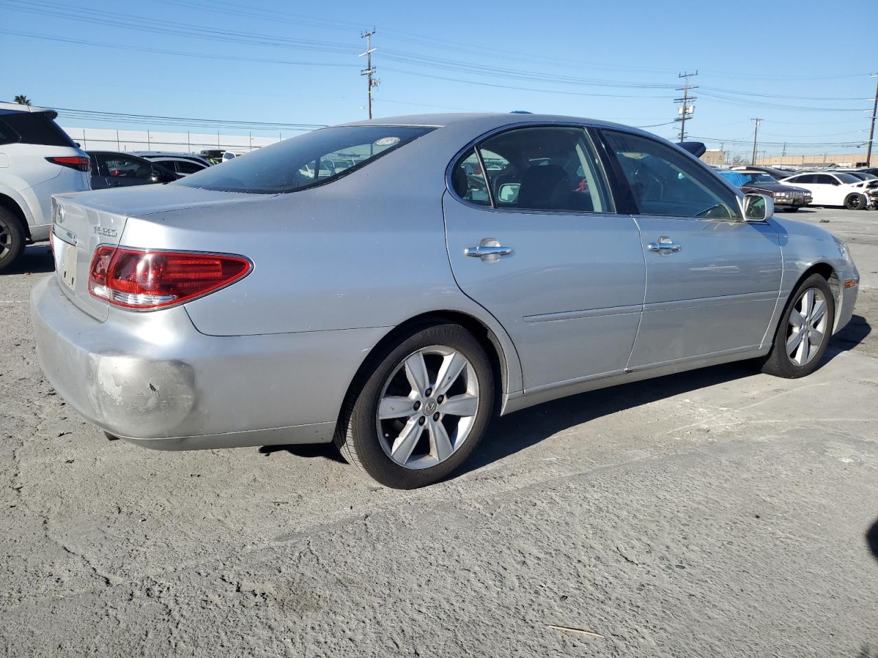 2005 Lexus ES - Image 3