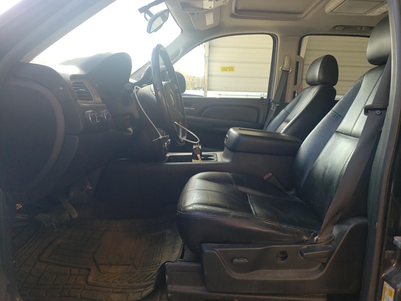 2009 GMC Yukon - Image 7