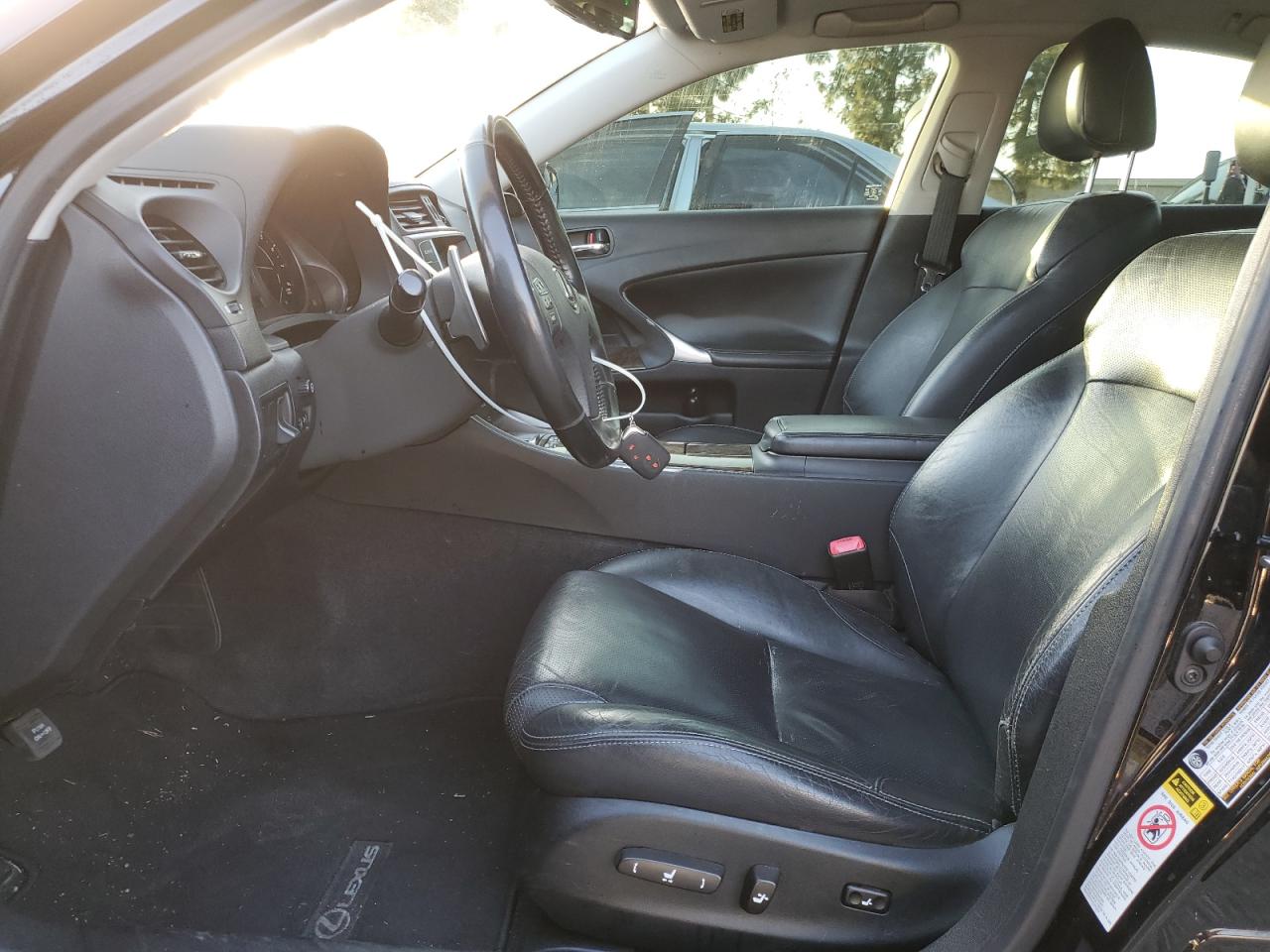 2009 Lexus IS - Image 7
