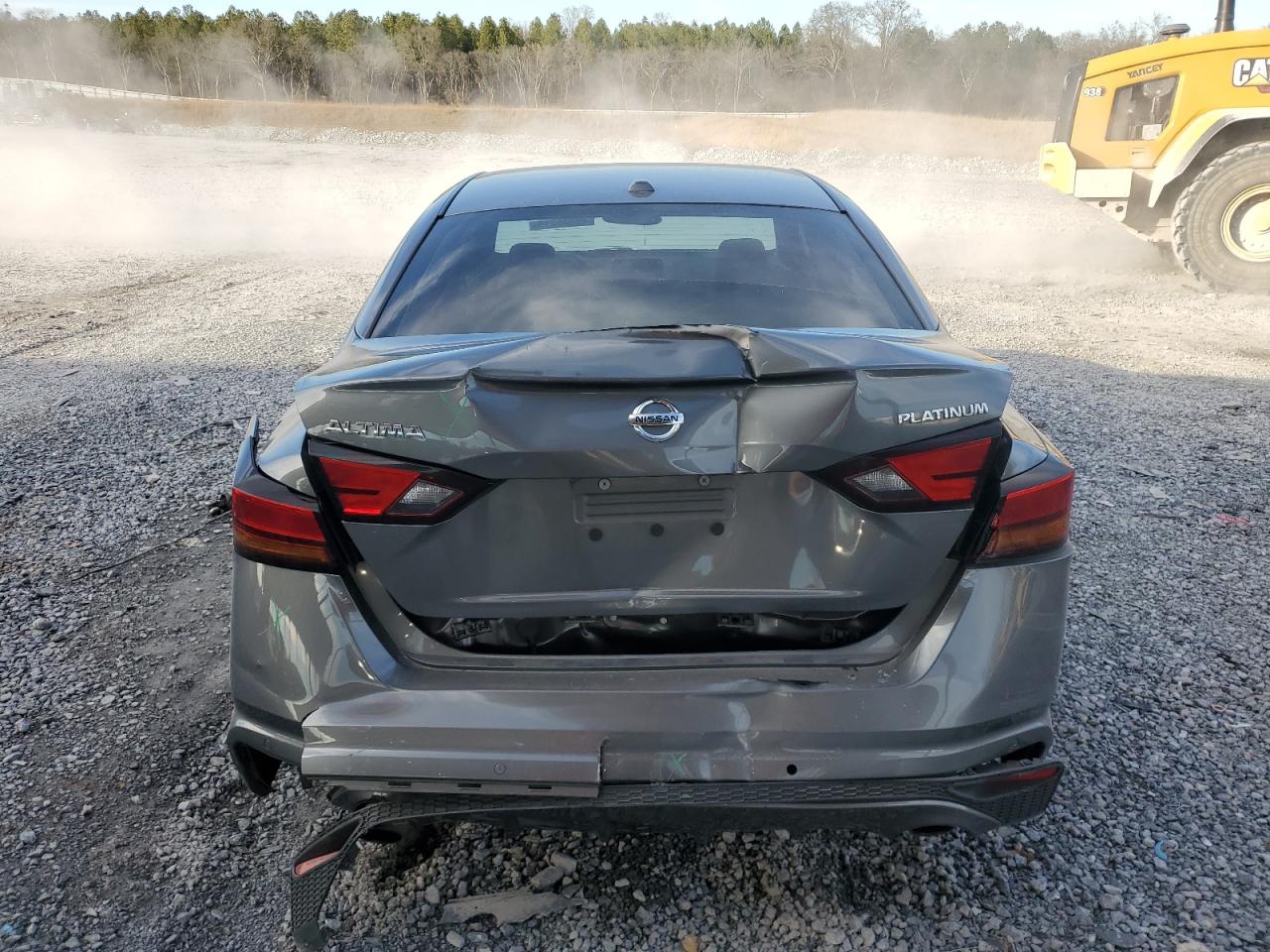 2019 Nissan Altima - Image 6