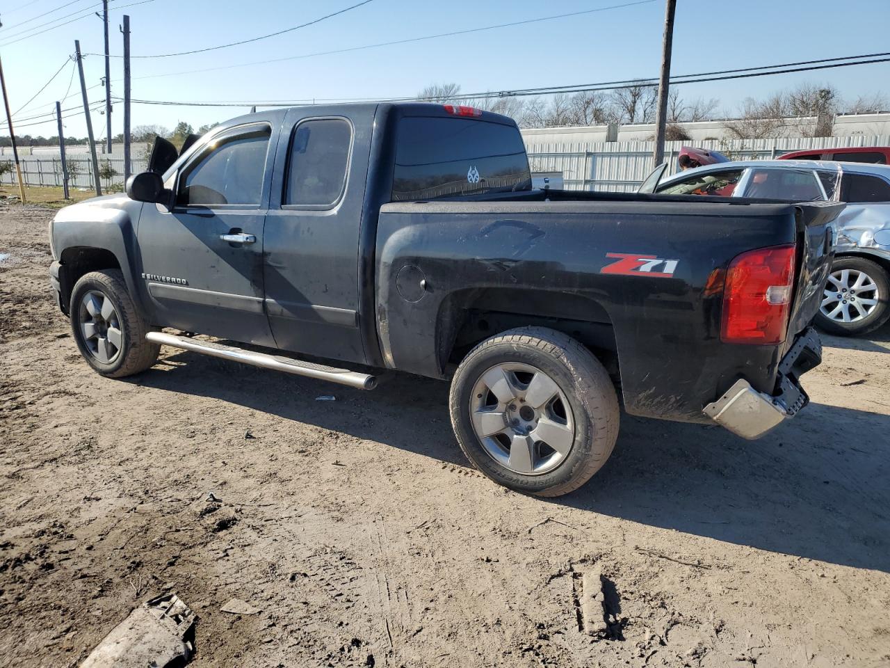2008 Chevrolet Silverado - Image 2