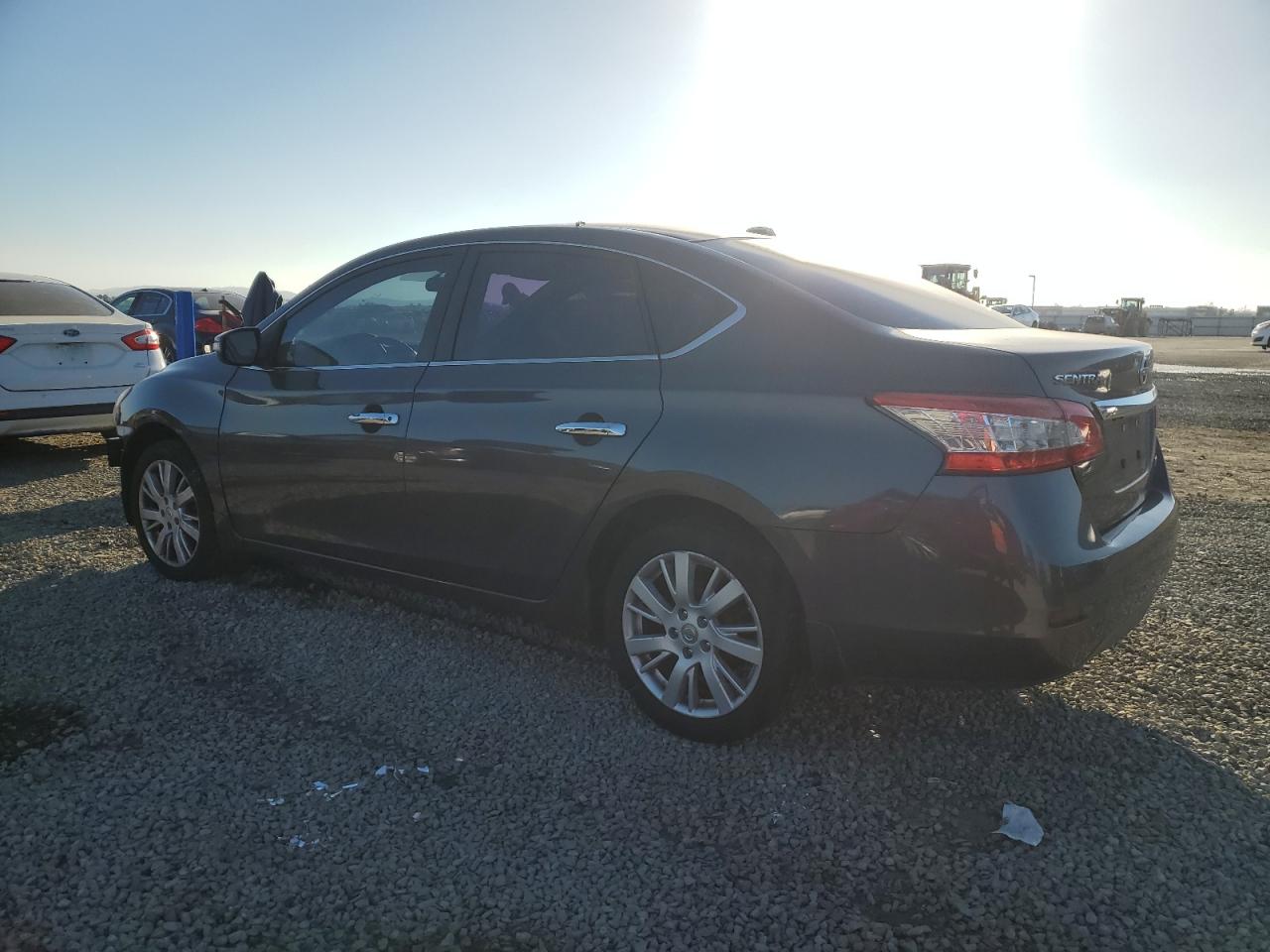 2013 Nissan Sentra - Image 2