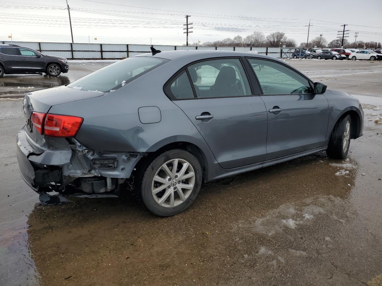 2015 Volkswagen Jetta - Image 3
