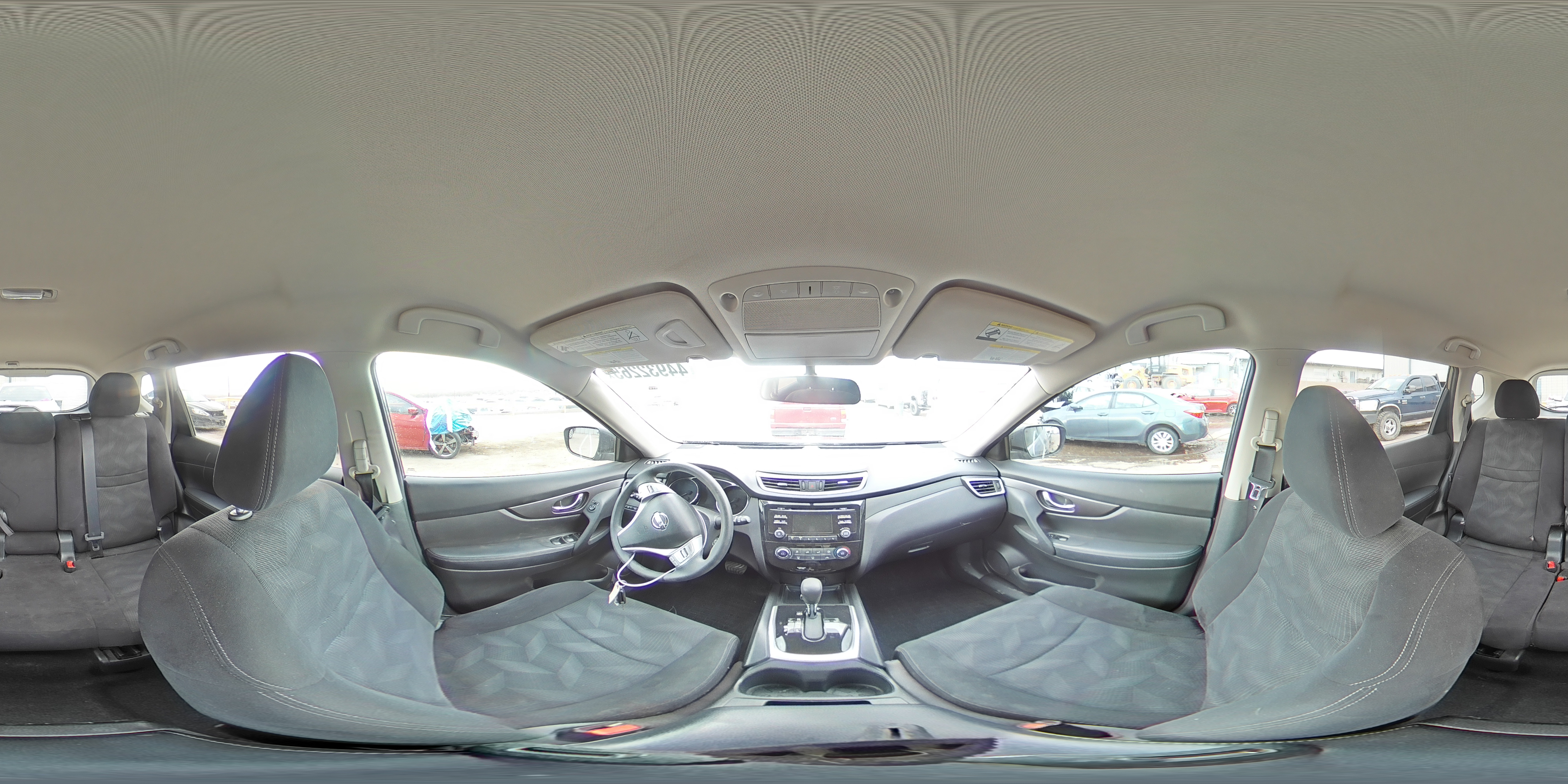 2016 Nissan Rogue - Image 16