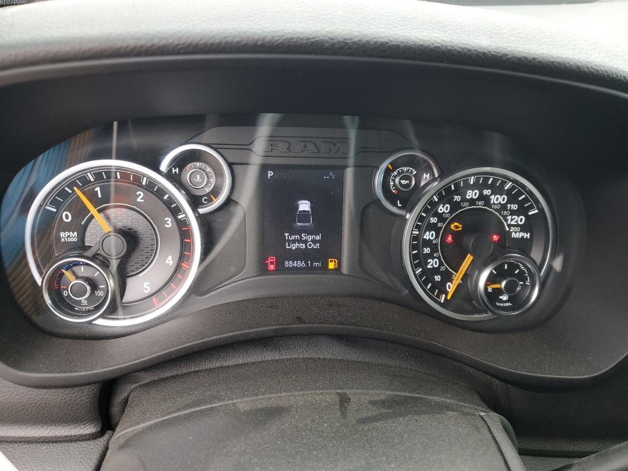 2021 RAM 3500 - Image 9