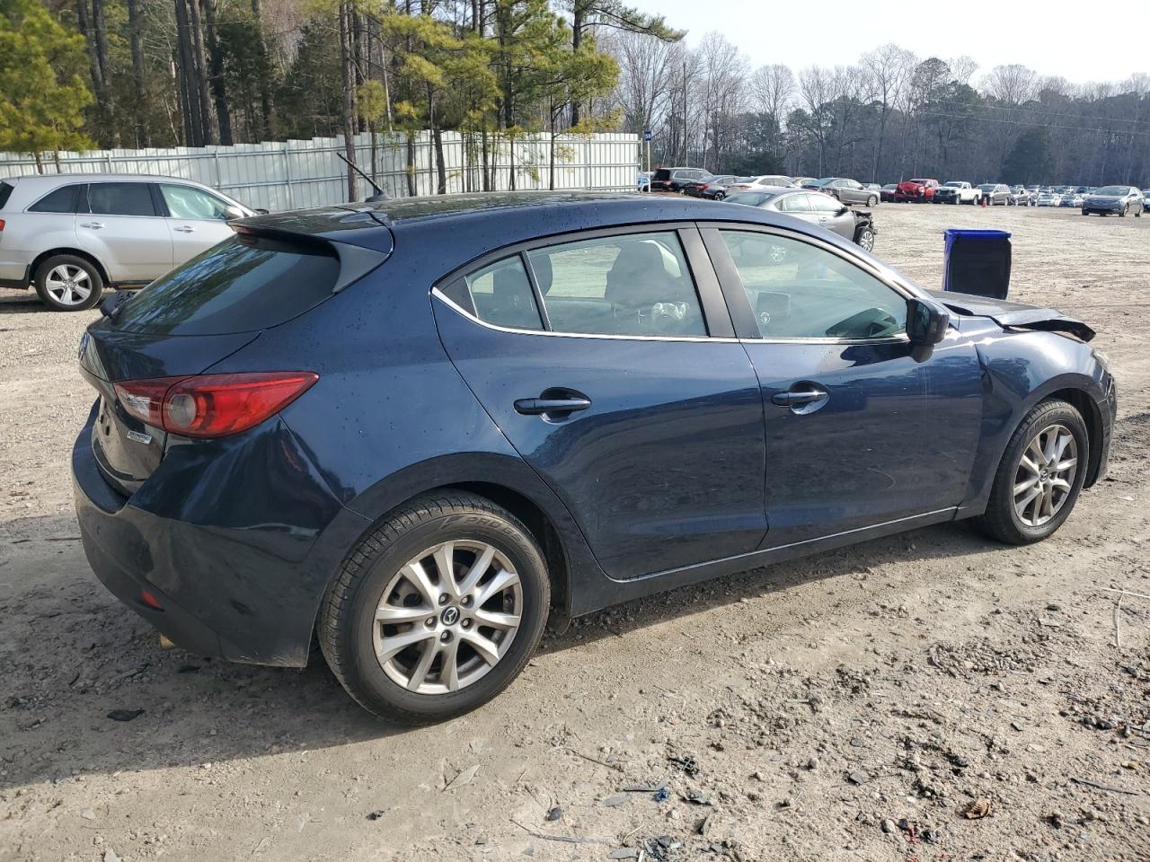 2015 Mazda 3 - Image 3