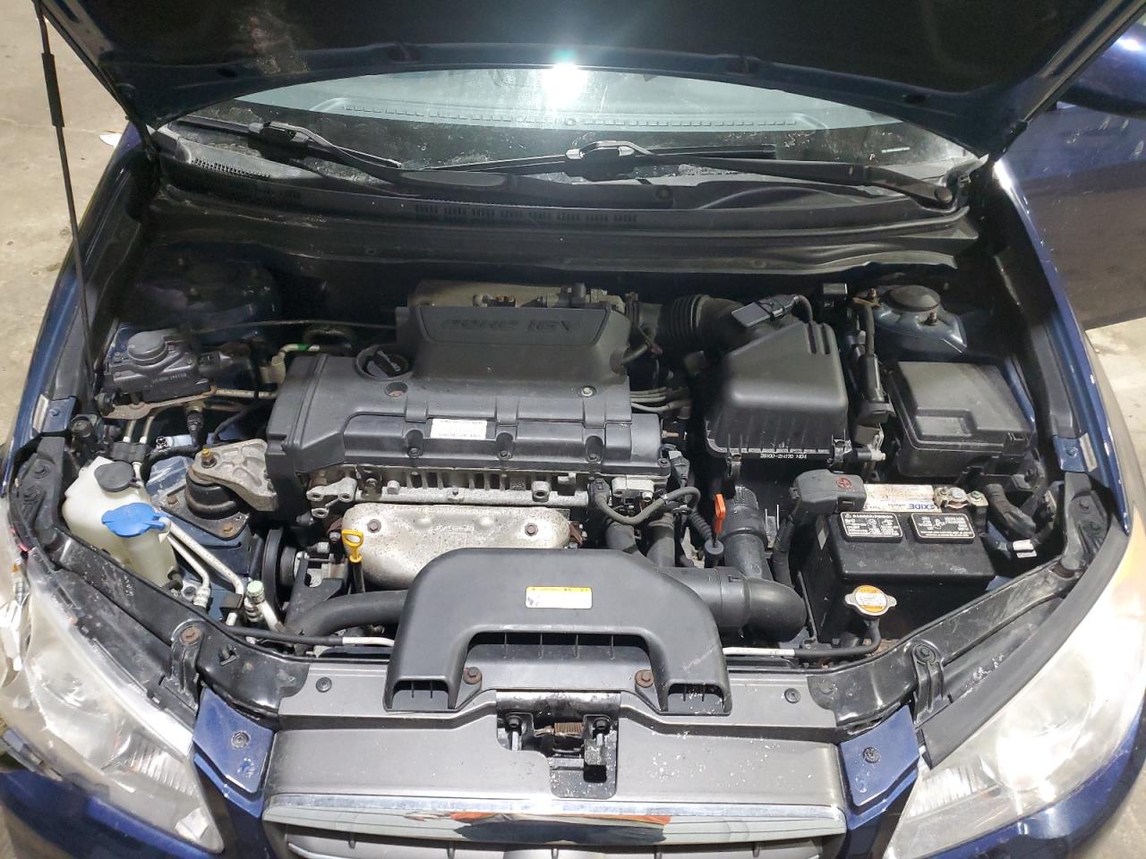 2009 Hyundai Elantra - Image 11