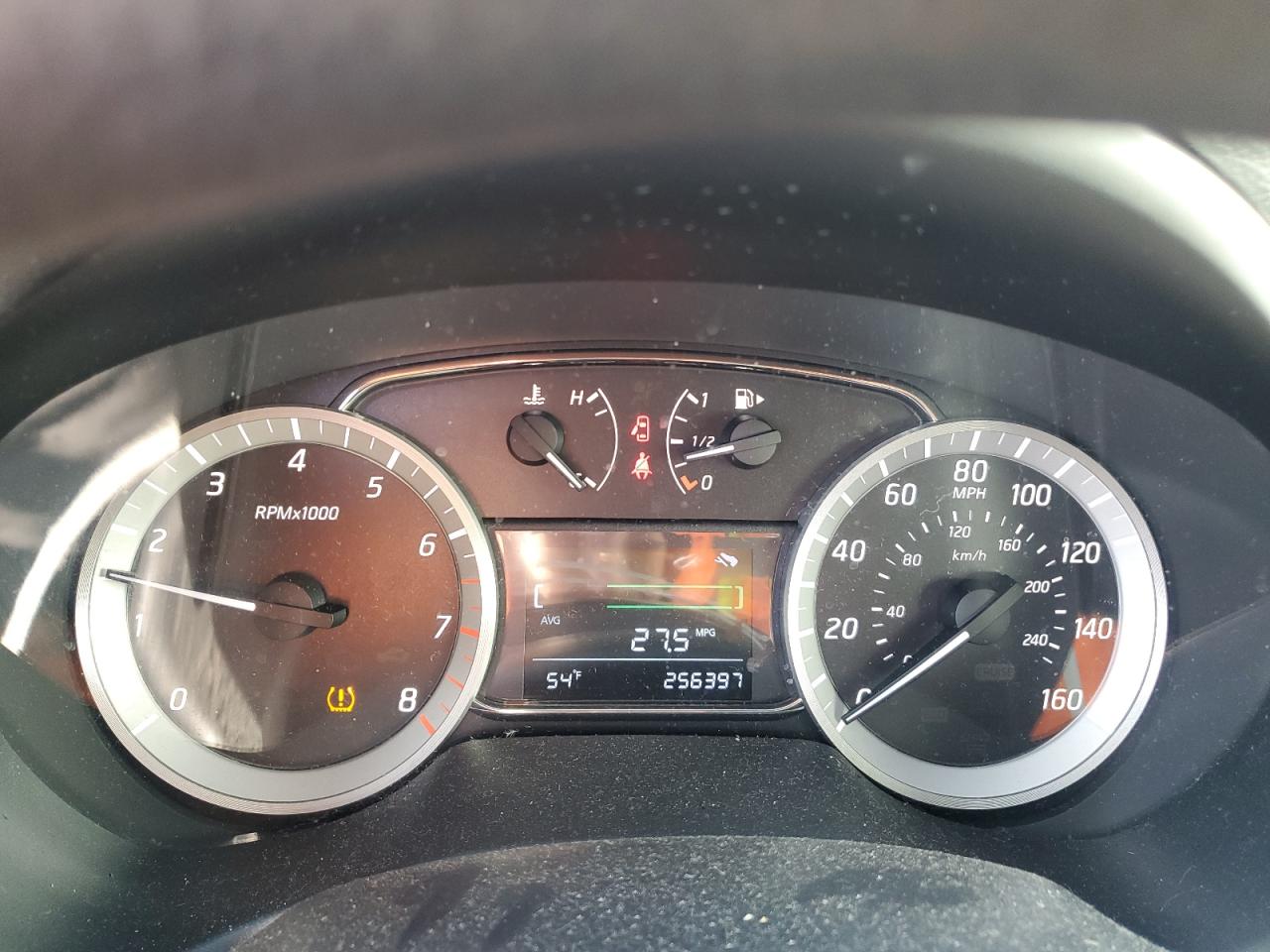 2013 Nissan Sentra - Image 9