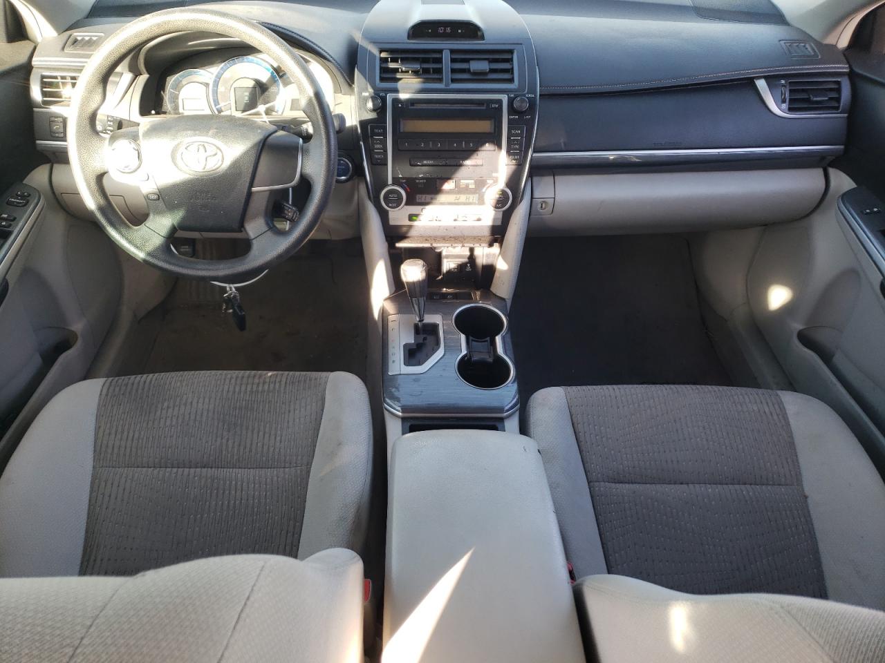2012 Toyota Camry - Image 8