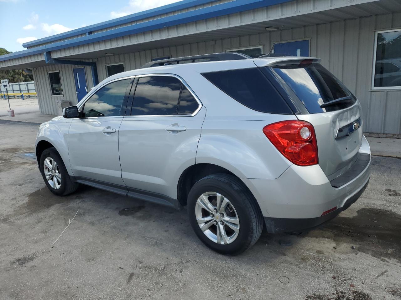 2012 Chevrolet Equinox - Image 2