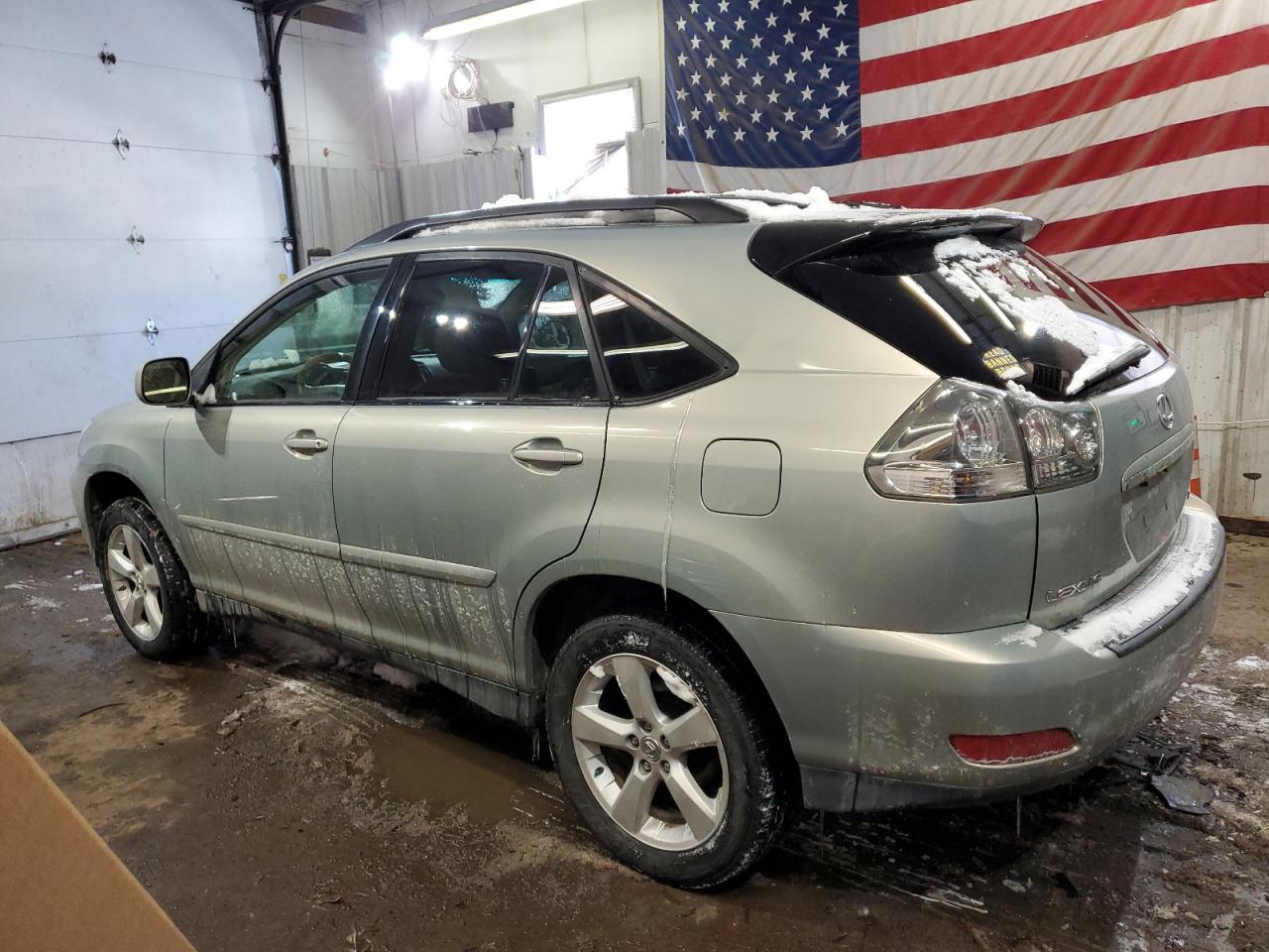 2005 Lexus RX - Image 2
