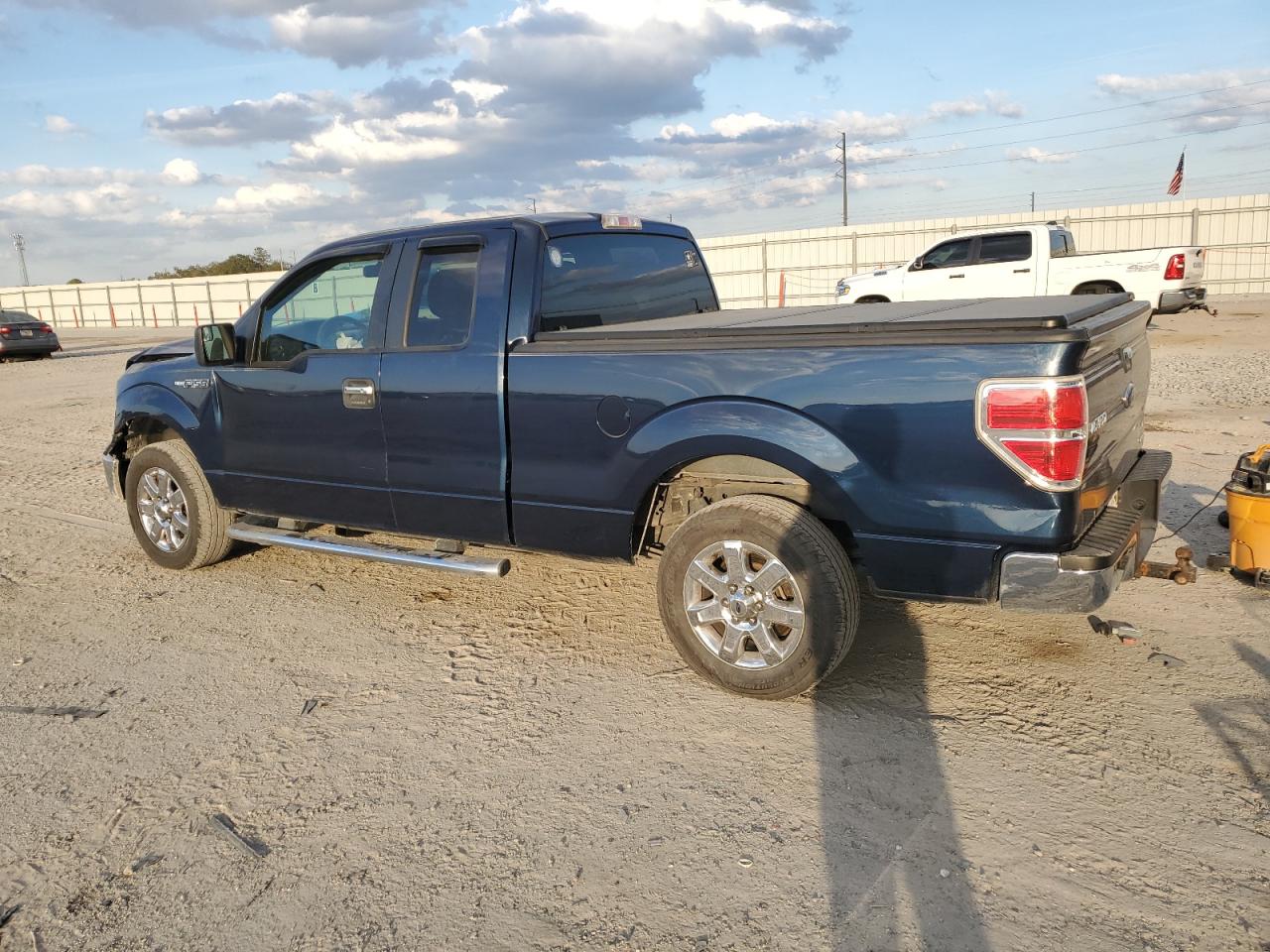 2014 Ford F-150 - Image 2
