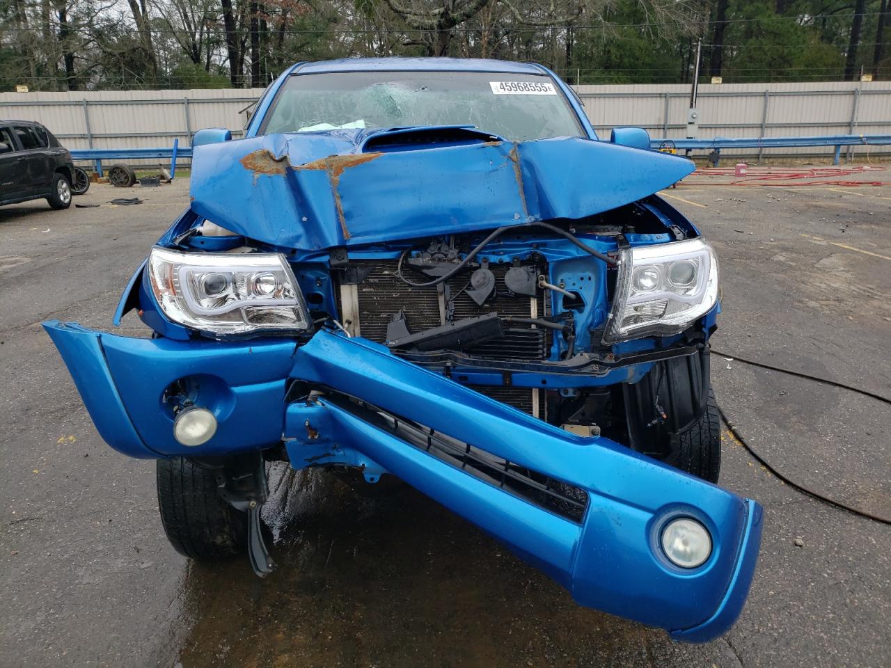 2010 Toyota Tacoma - Image 5