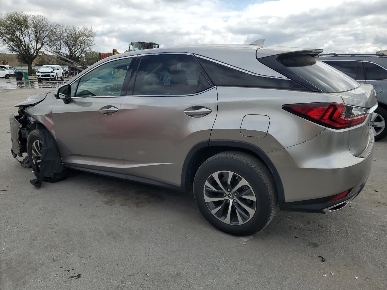 2022 Lexus RX - Image 2