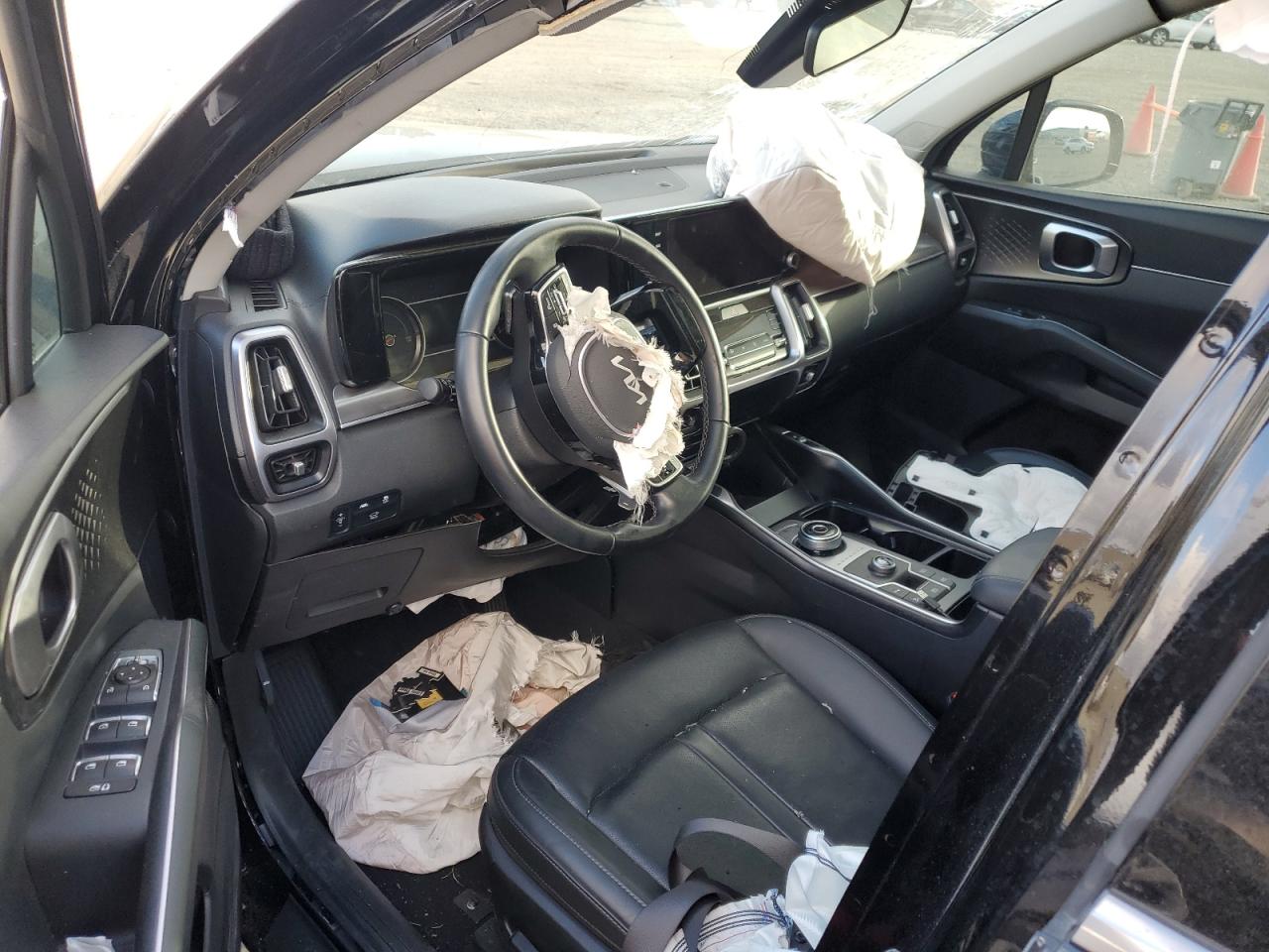2022 Kia Sorento - Image 8