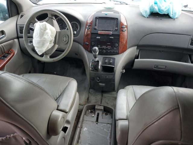 2004 TOYOTA SIENNA XLE