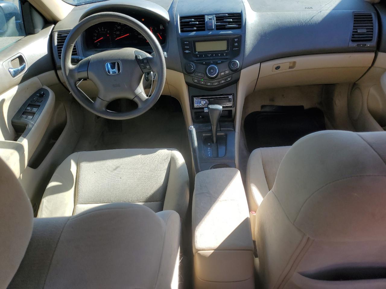 2004 Honda Accord - Image 8