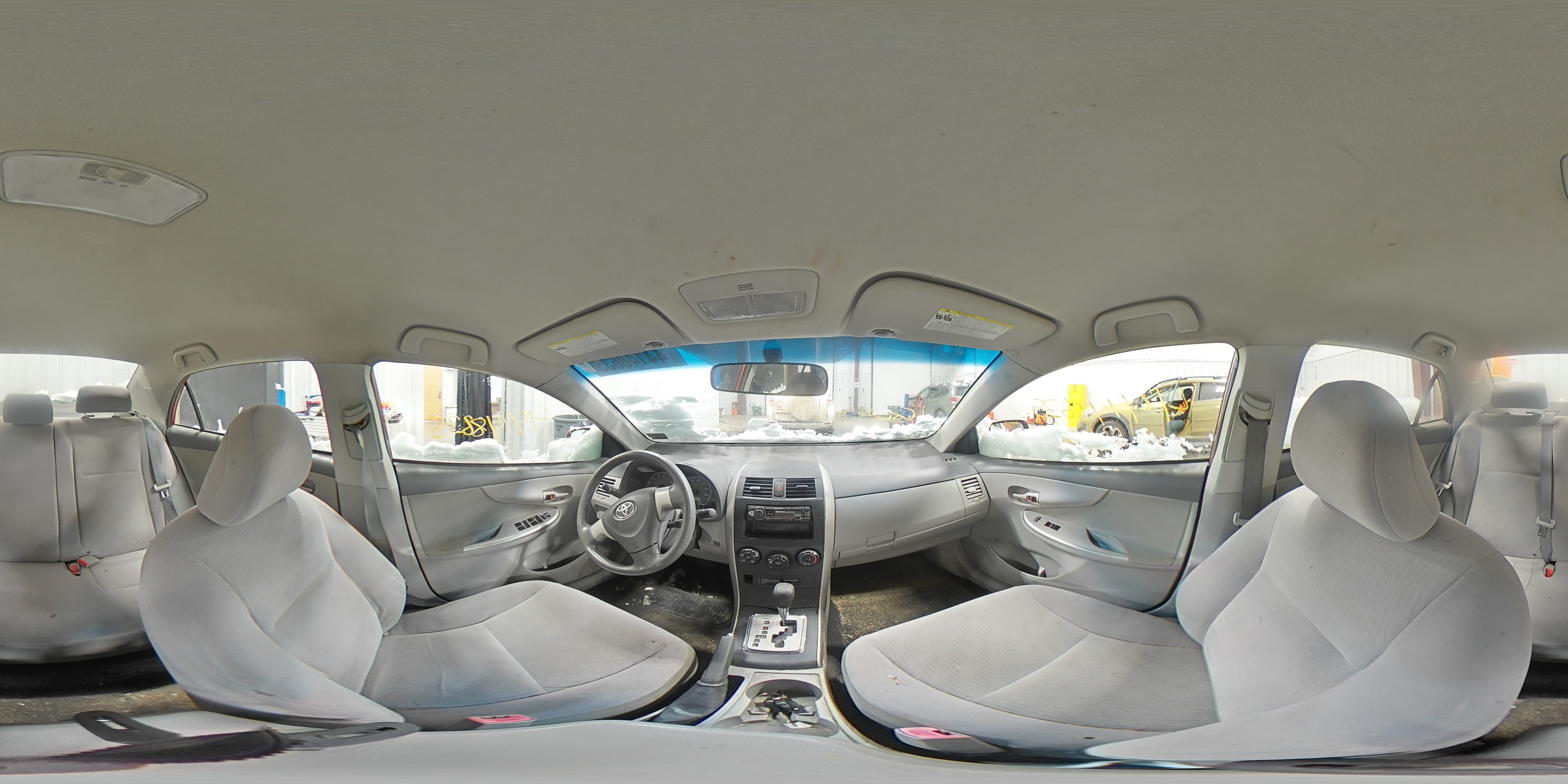 2010 Toyota Corolla - Image 13