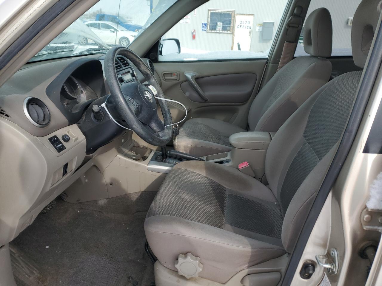 2004 Toyota RAV 4 - Image 7