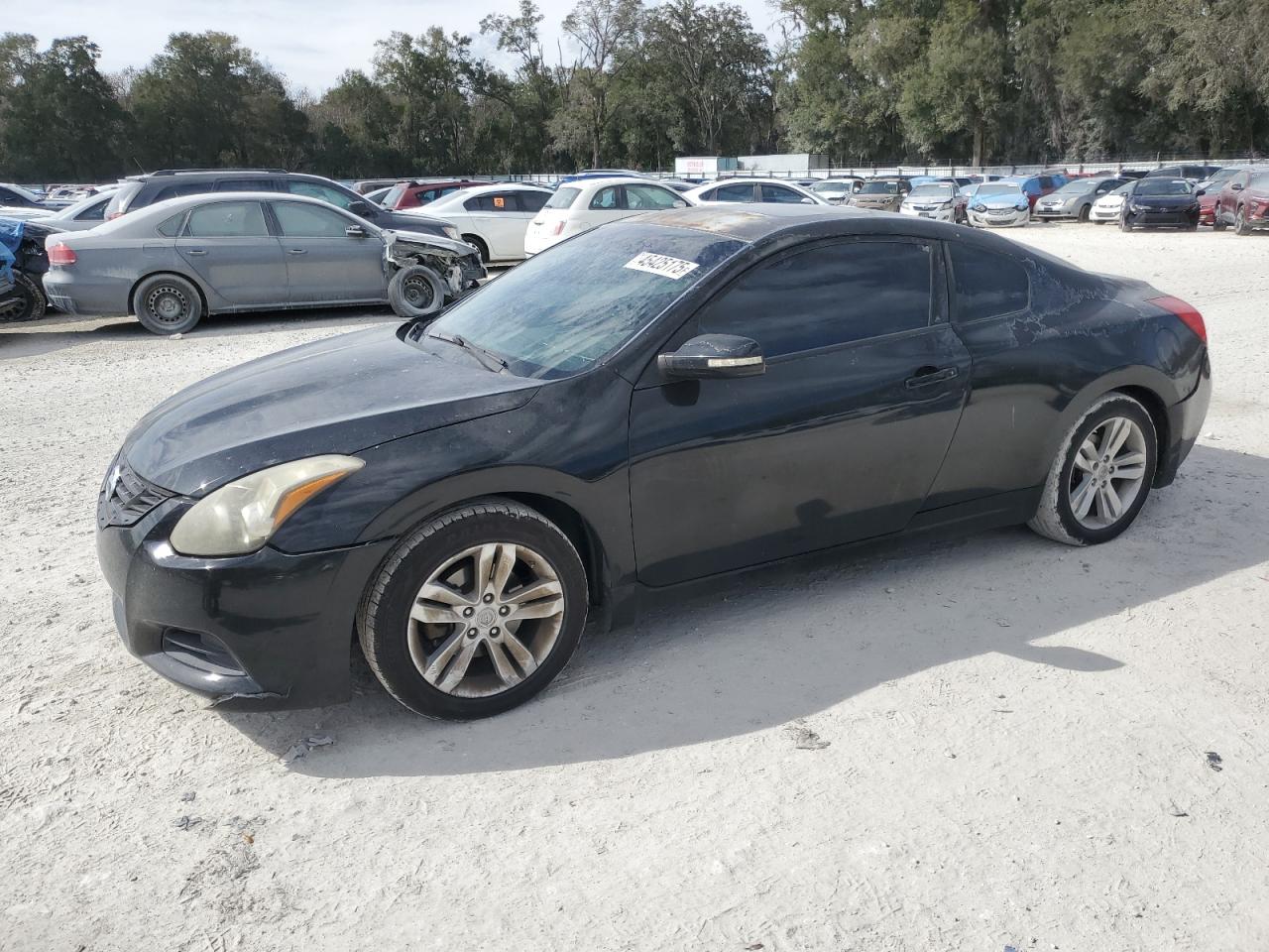 2010 Nissan Altima - Image 1