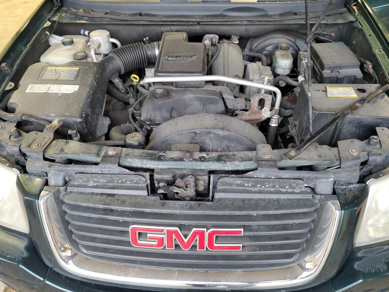 2005 GMC Envoy - Image 12