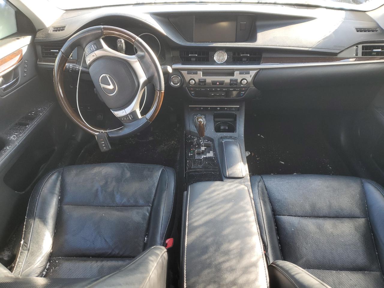 2014 Lexus ES - Image 8