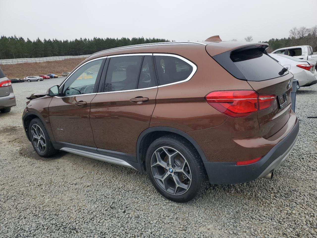 2017 BMW X1 - Image 2