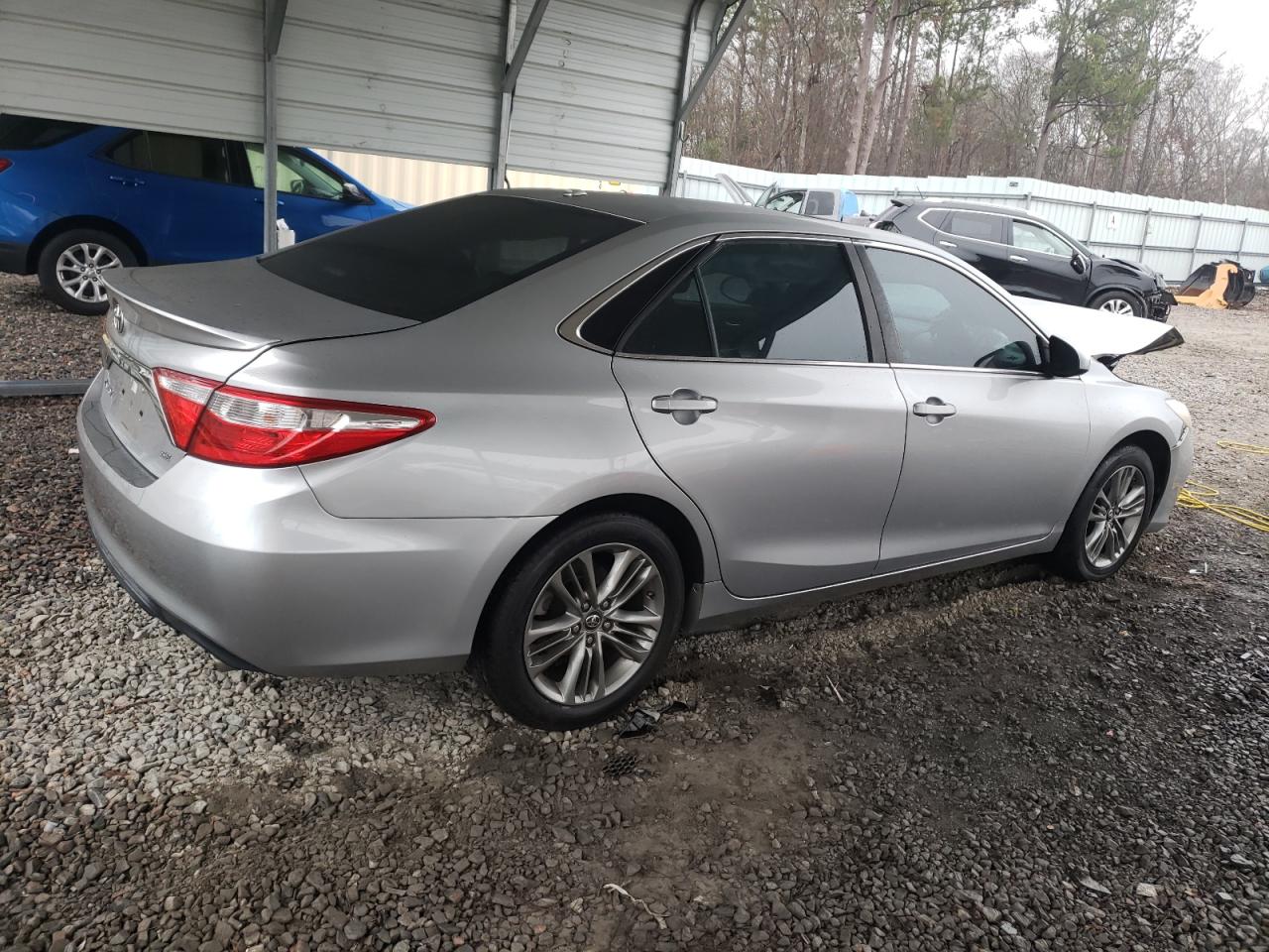 2015 Toyota Camry - Image 3