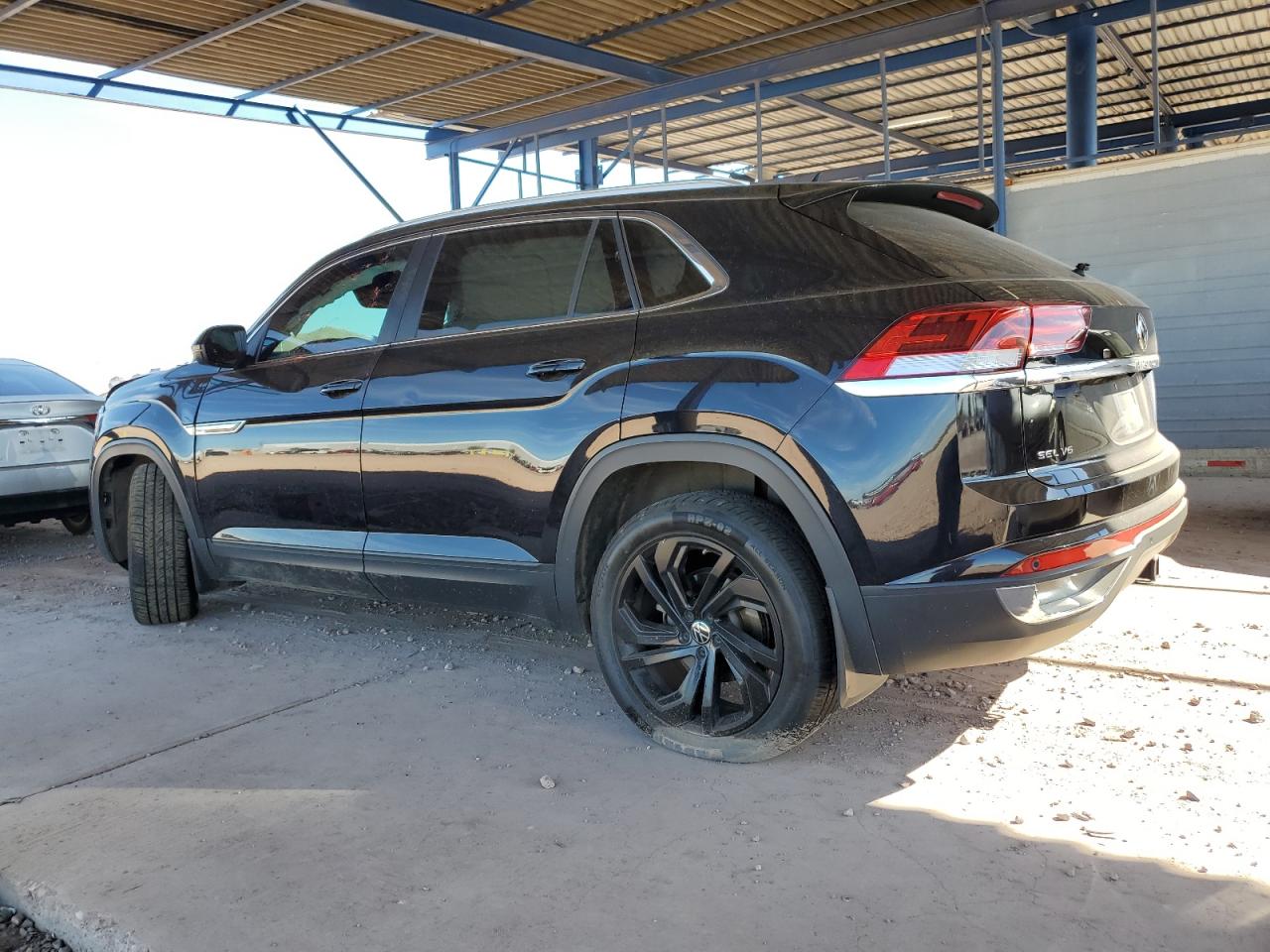 2020 Volkswagen Atlas - Image 2