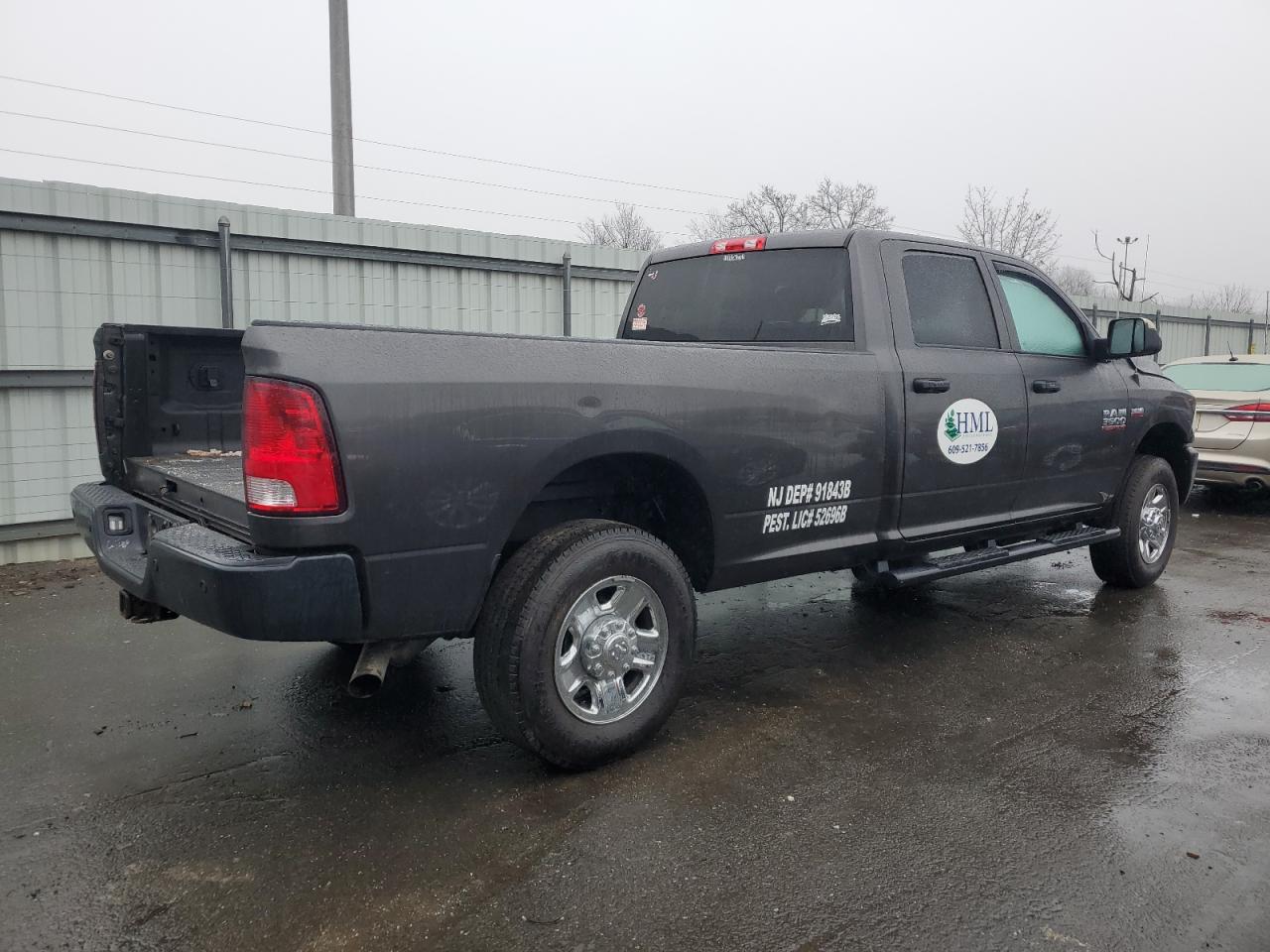 2018 RAM 3500 - Image 3