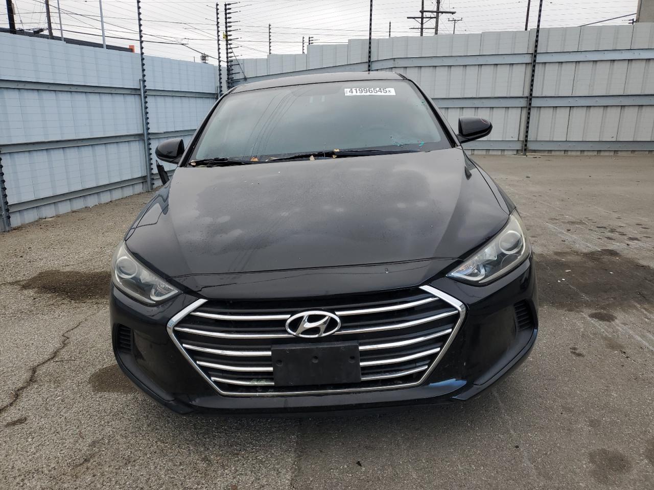 2018 Hyundai Elantra - Image 5